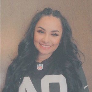 Meet your Posher, Odalis